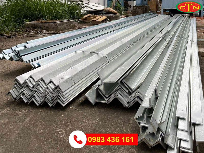 Thép MKNN V 30 x 30 x 3 x 6m